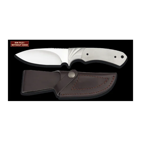 Couteau de chasse A FINIR : lame de 11cm brut sans plaquettes