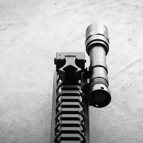 Montage Lampe Offset Scout Mount M-Lok