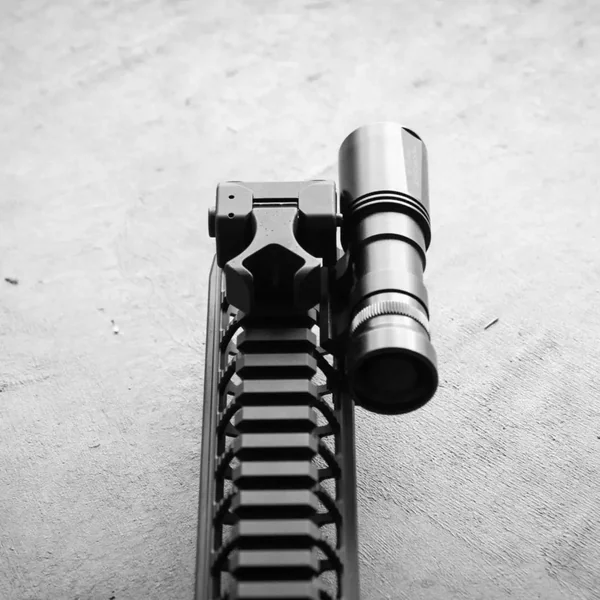 Montage Lampe Offset Scout Mount M-Lok